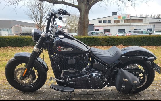 Gebrauchtmotorrad Harley-Davidson Softail Slim FLS - Bild 5