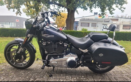 Gebrauchtmotorrad Harley-Davidson Softail Sport Glide FLSB - Bild 5