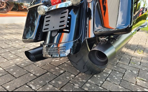 Gebrauchtmotorrad Harley-Davidson Road Glide Ultra - Bild 12