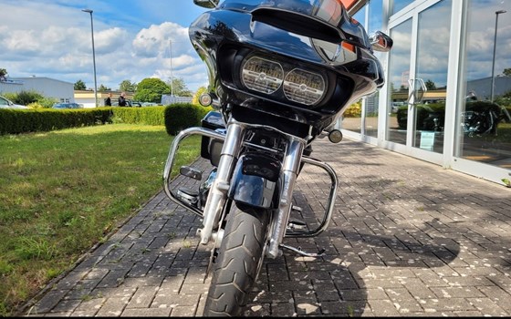 Gebrauchtmotorrad Harley-Davidson Road Glide Ultra - Bild 3