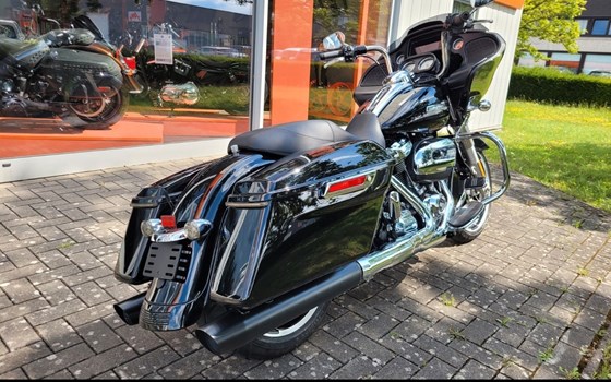 Gebrauchtmotorrad Harley-Davidson Road Glide Ultra - Bild 8