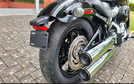 Gebrauchtmotorrad Harley-Davidson Softail Fat Boy FLFB - Bild 12