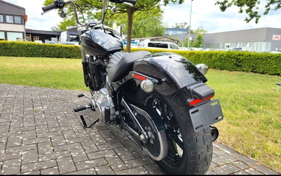 Gebrauchtmotorrad Harley-Davidson Softail Fat Boy FLFB - Bild 6