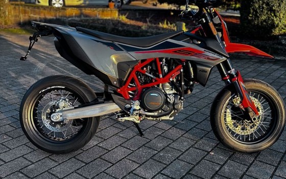 Gebrauchtmotorrad KTM 690 SMC R - Bild 1