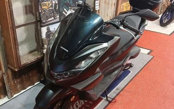 Gebrauchtmotorrad Honda PCX125 - Bild 7