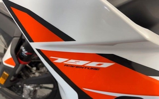 Gebrauchtmotorrad KTM 790 Adventure - Bild 2
