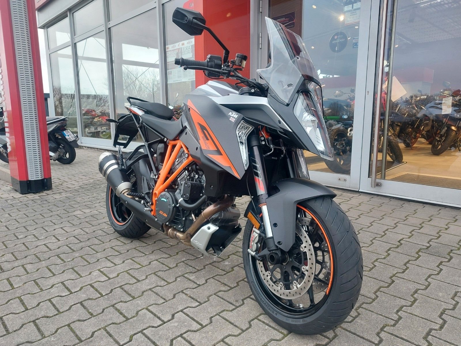 KTM 1290 Super Duke GT