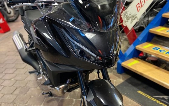 Gebrauchtmotorrad Honda NT1100 - Bild 2