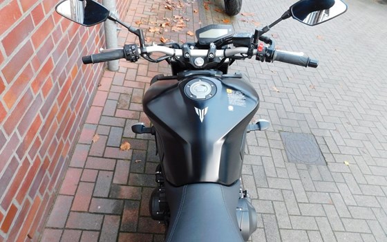 Gebrauchtmotorrad Yamaha MT-09 - Bild 10