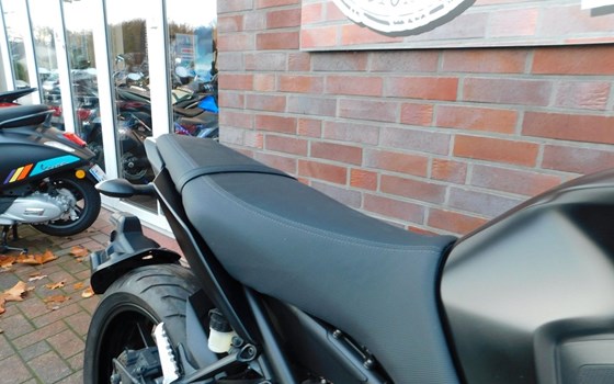 Gebrauchtmotorrad Yamaha MT-09 - Bild 16