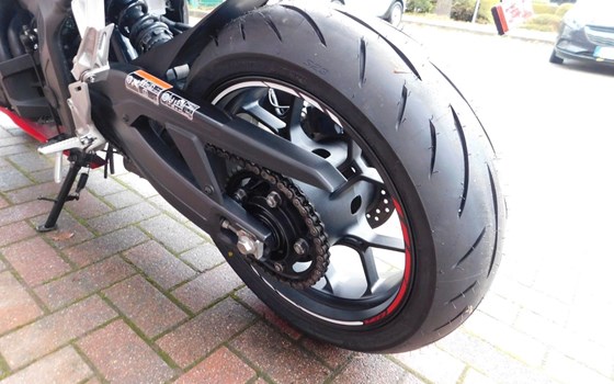 Gebrauchtmotorrad Honda CBR650R - Bild 8