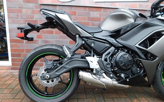 Gebrauchtmotorrad Kawasaki Ninja 650 - Bild 13