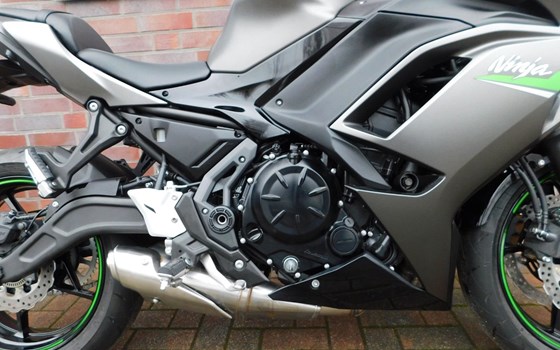 Gebrauchtmotorrad Kawasaki Ninja 650 - Bild 17