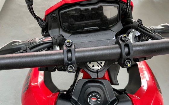 Neufahrzeug Ducati Hypermotard 698 Mono - Bild 7