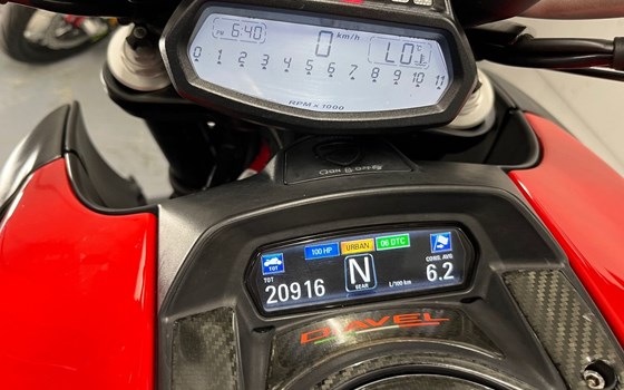 Gebrauchtmotorrad Ducati Diavel Carbon - Bild 10