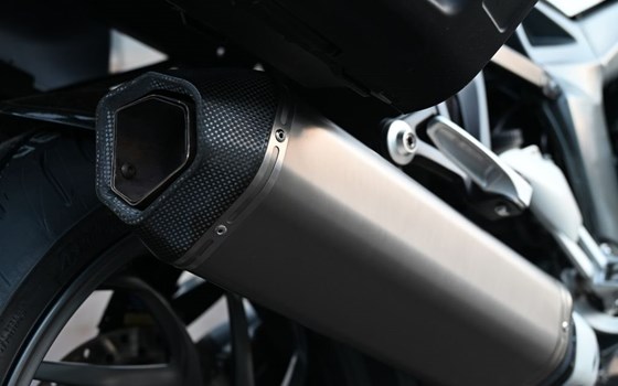 Gebrauchtmotorrad BMW K 1300 R - Bild 8