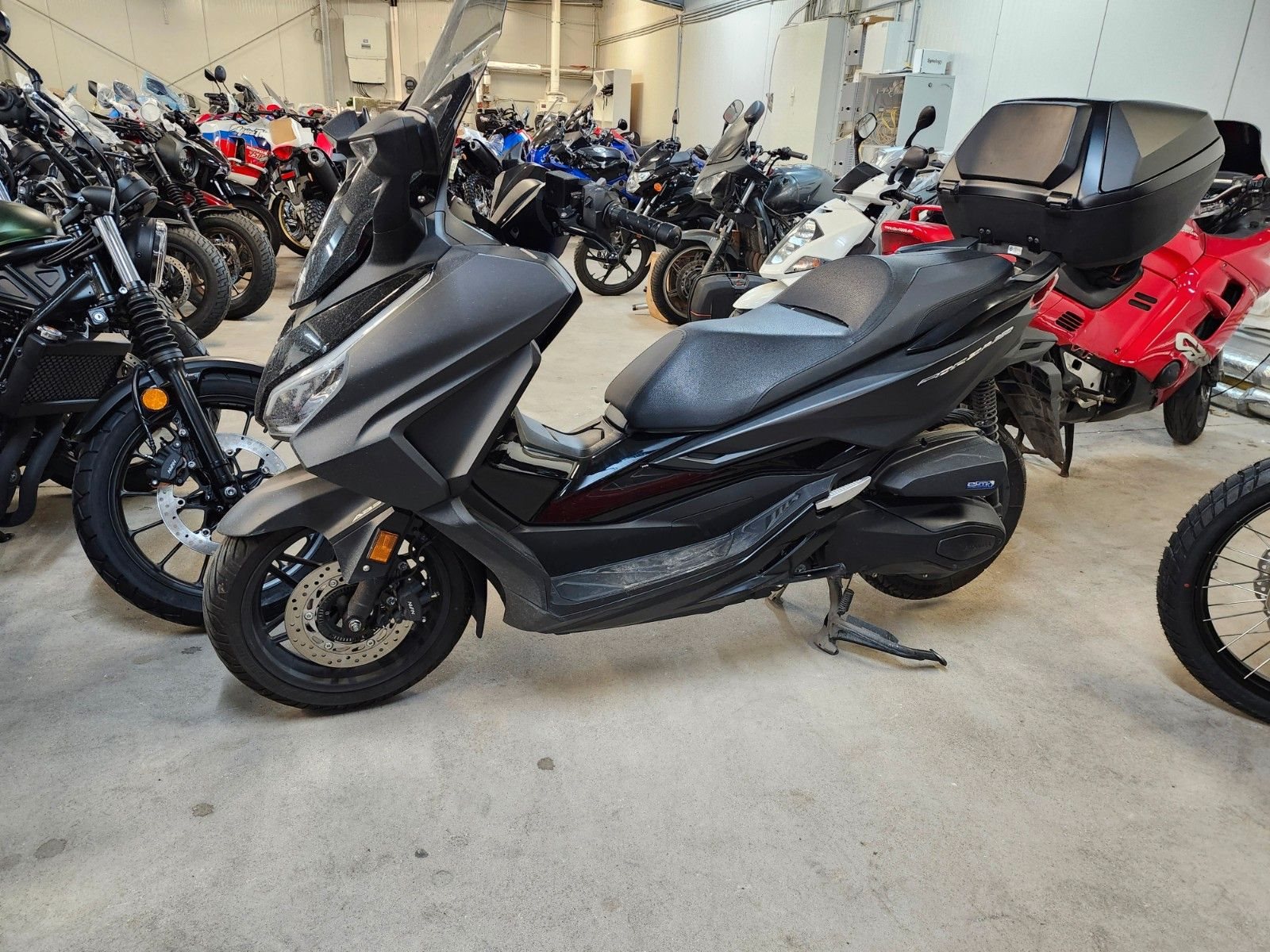 Honda Forza 350
