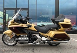 Neumotorrad Honda GL 1800 Goldwing Tour DCT