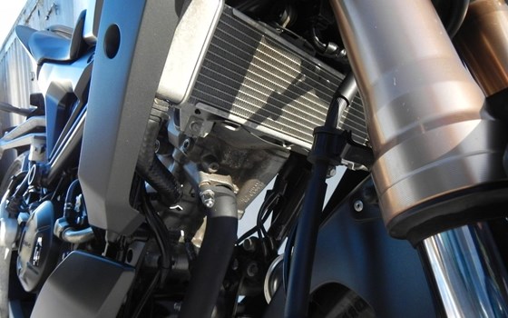 Gebrauchtmotorrad Honda CB125R - Bild 17