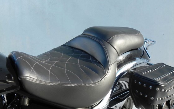 Gebrauchtmotorrad Kawasaki VN 900 Classic - Bild 11