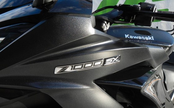 Gebrauchtmotorrad Kawasaki Z1000SX - Bild 10