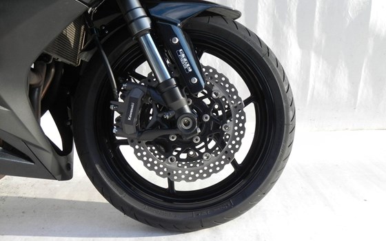 Gebrauchtmotorrad Kawasaki Z1000SX - Bild 17