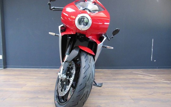 Gebrauchtmotorrad MV Agusta Superveloce 800 - Bild 4