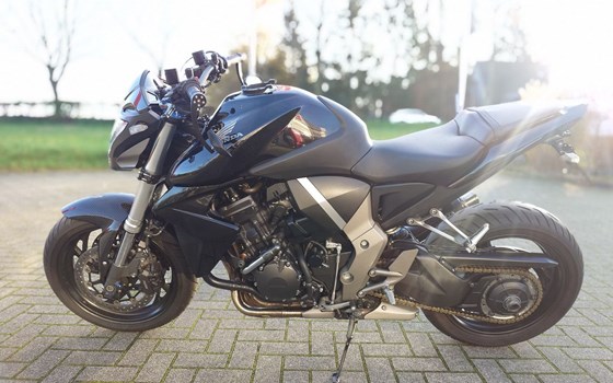 Gebrauchtmotorrad Honda CB 1000 R - Bild 6