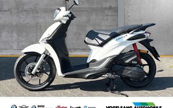 Gebrauchtmotorrad Piaggio Liberty 50 IGET 4t 3V - Bild 2