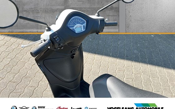 Gebrauchtmotorrad Piaggio Liberty 50 IGET 4t 3V - Bild 5