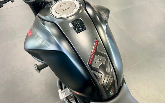 Gebrauchtmotorrad Ducati Monster - Bild 16