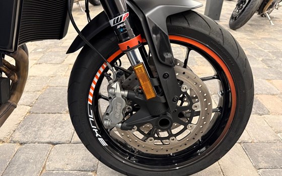 Gebrauchtmotorrad KTM 890 Duke - Bild 5