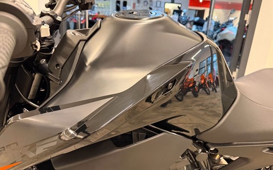 Gebrauchtmotorrad KTM 890 Duke - Bild 8