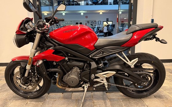Gebrauchtmotorrad Triumph Street Triple S - Bild 6