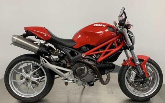 Gebrauchtmotorrad Ducati Monster 1100 - Bild 2