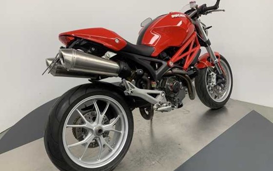 Gebrauchtmotorrad Ducati Monster 1100 - Bild 3