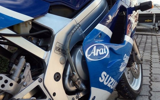 Gebrauchtmotorrad Suzuki RGV 250 - Bild 2