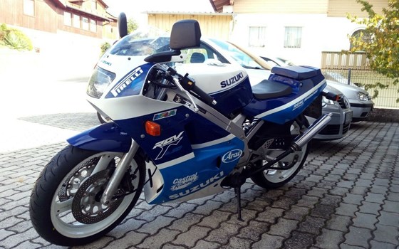 Gebrauchtmotorrad Suzuki RGV 250 - Bild 3