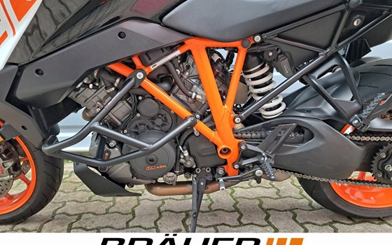 Gebrauchtmotorrad KTM 1290 Super Duke GT - Bild 11