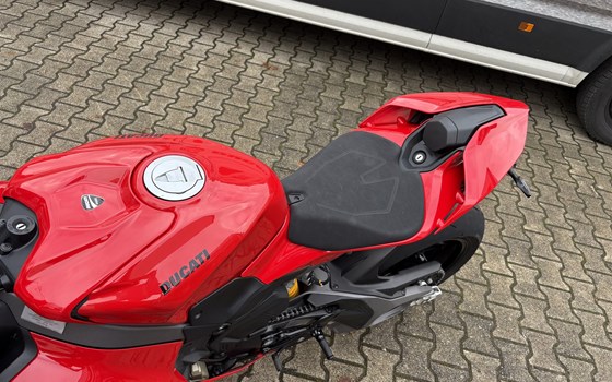 Gebrauchtmotorrad Ducati Panigale V4 S - Bild 18