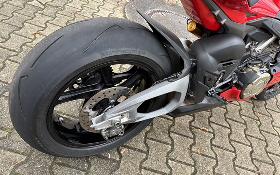Gebrauchtmotorrad Ducati Panigale V4 S - Bild 9