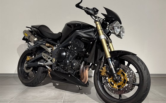 Gebrauchtmotorrad Triumph Street Triple - Bild 3