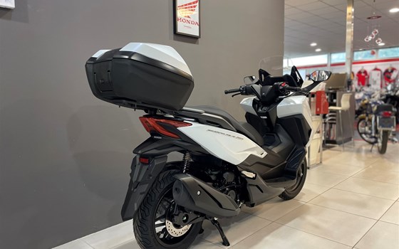 Neufahrzeug Honda Forza 350 - Bild 4