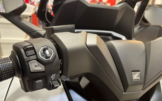 Neufahrzeug Honda Forza 350 - Bild 7