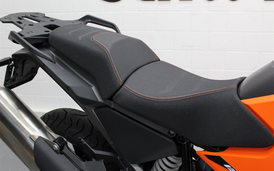 Neufahrzeug KTM 1390 Super Adventure S EVO - Bild 8