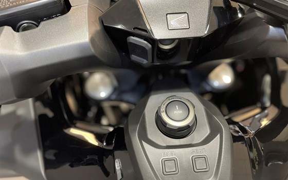 Neufahrzeug Honda Forza 750 - Bild 8