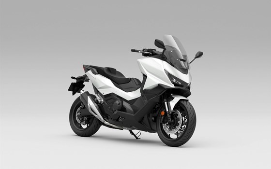 Neufahrzeug Honda Forza 750 - Bild 16