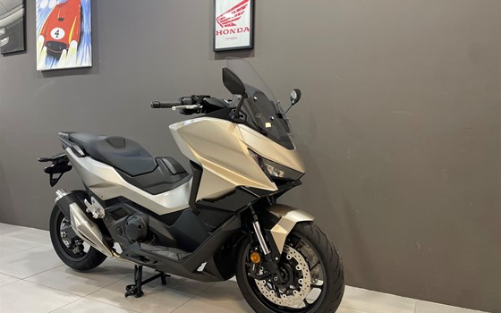 Neufahrzeug Honda Forza 750 - Bild 1