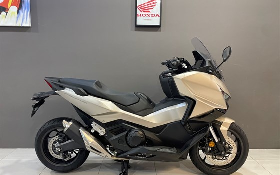 Neufahrzeug Honda Forza 750 - Bild 3