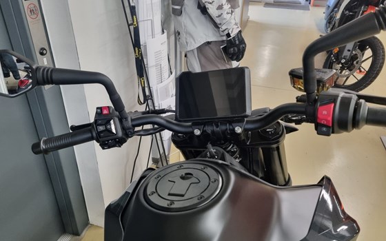 Gebrauchtmotorrad KTM 790 Duke - Bild 7